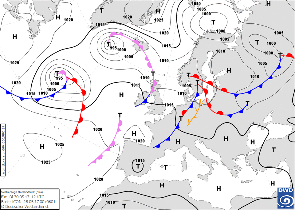 Chłodny front atmosferyczny, zbieżność wiatru niebezpieczne warunki termodynamiczne. Nadchodzą silne burze z gradem i silnym wiatrem.